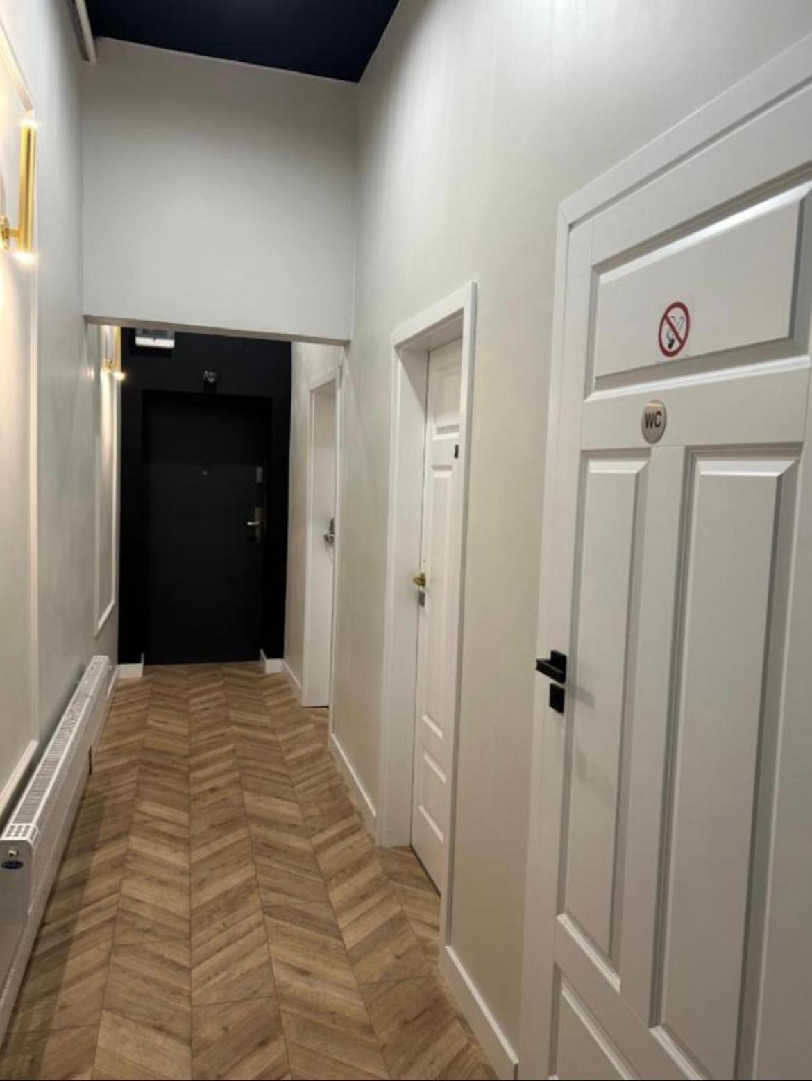 Gingerbread Hostel ทอรูน ภายนอก รูปภาพ